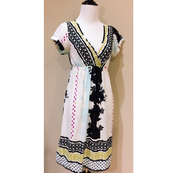 Yag Couture Dresses & Skirts - Rare Yag Couture Boho V-Neck Cotton Printed Dress